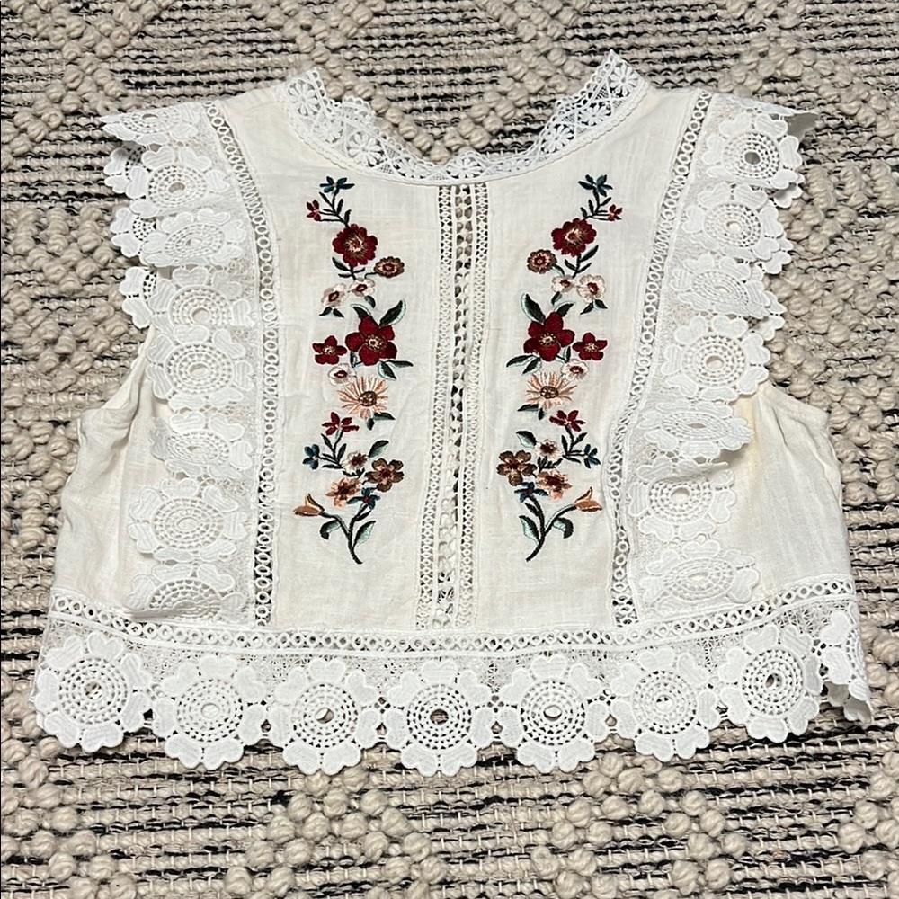 Embroidered Floral Lace Crop Top
